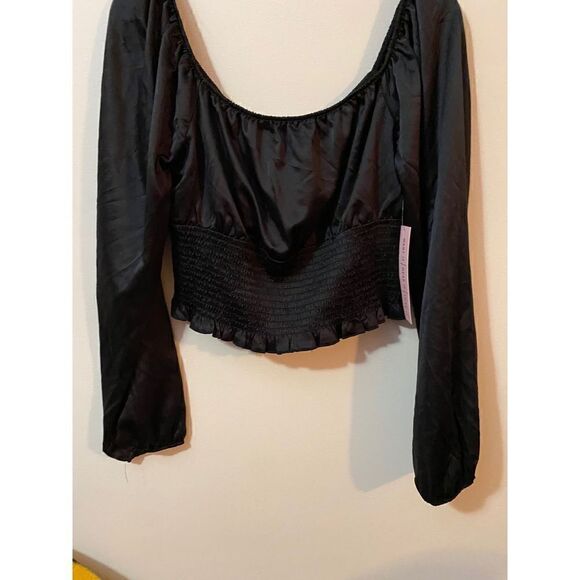 Long sleeve satin Crop top - Picture 6 of 8